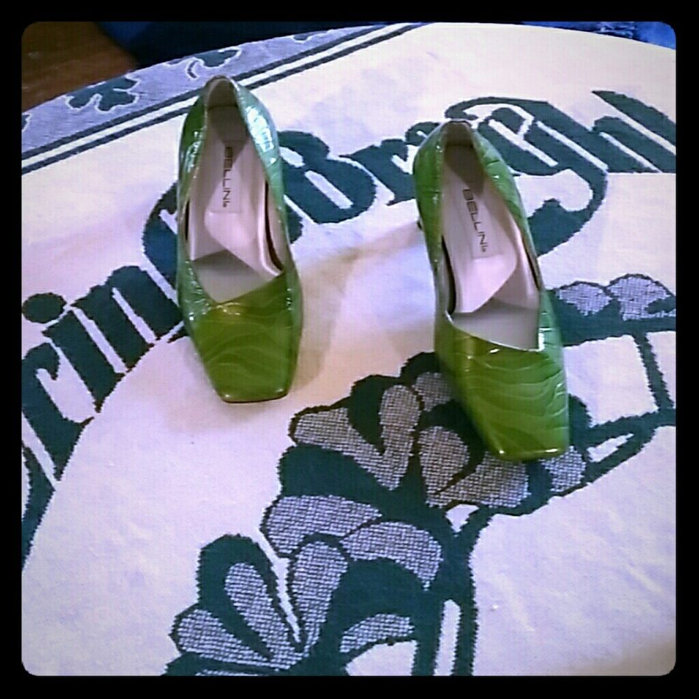 Women's Shoes